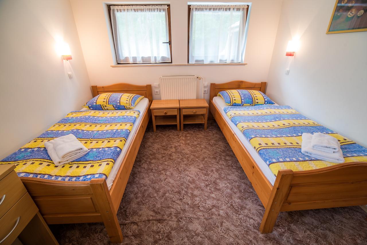 Bed & Breakfast Hisa Resje Bohinj Room photo