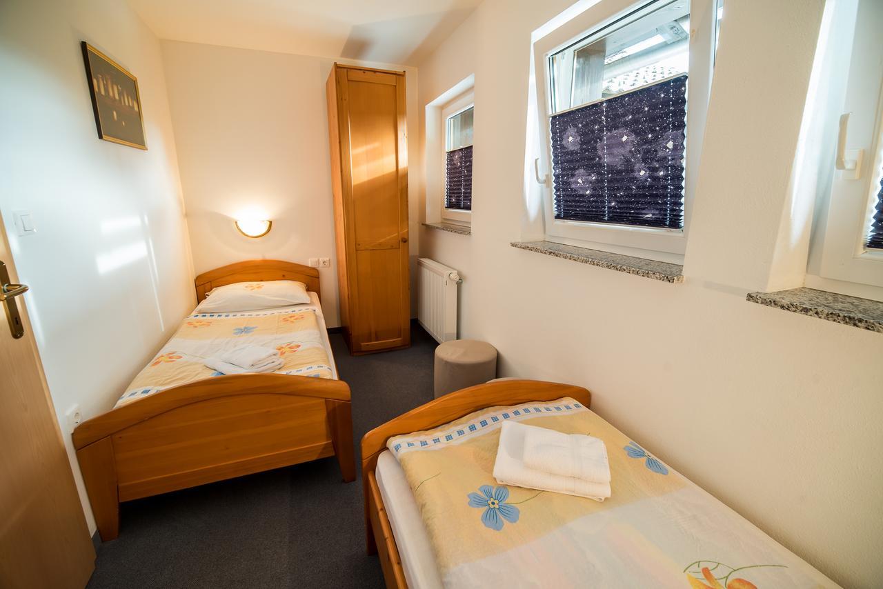 Bed & Breakfast Hisa Resje Bohinj Exterior photo