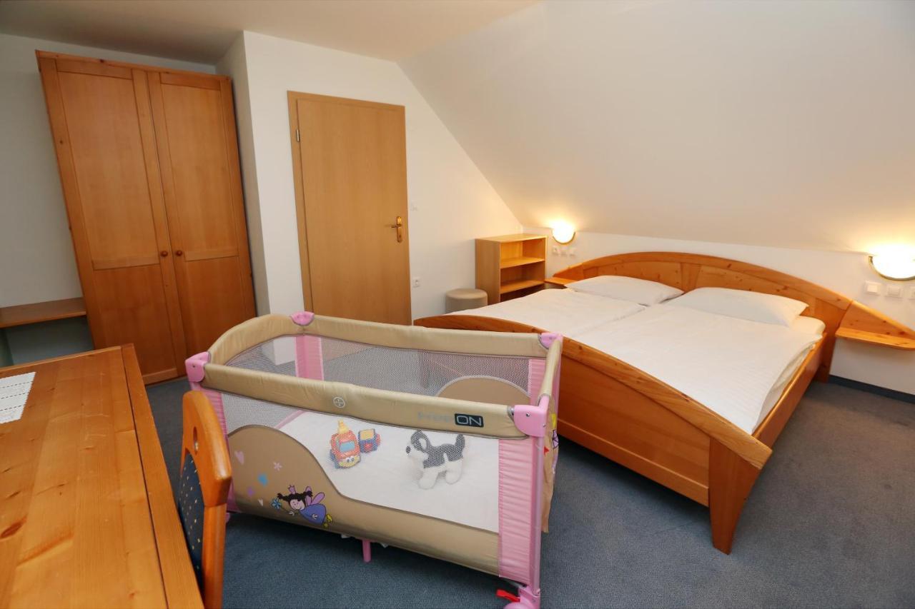 Bed & Breakfast Hisa Resje Bohinj Room photo